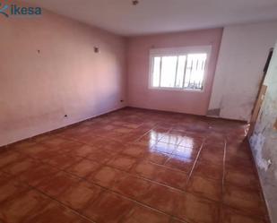 Bedroom of Flat for sale in Burguillos