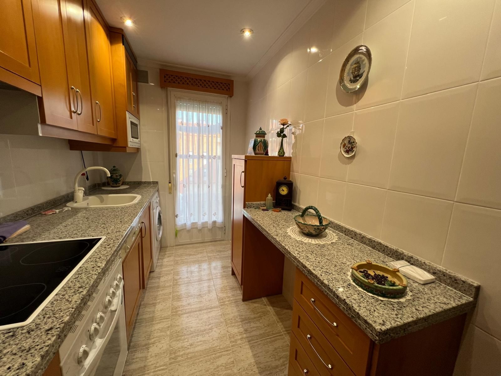 Kitchen of Flat for sale in Ciempozuelos  with Heating, Storage room and Community pool