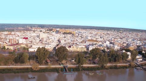 Foto 4 de Pis en venda a Calle Batán, Coria del Río, Sevilla