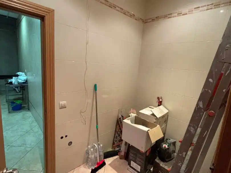 Baño de Local de alquiler en Lucena con Terraza