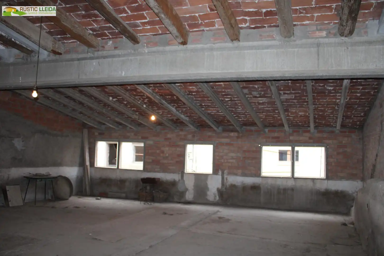 Local comercial en venda a Arbeca, imagen 3