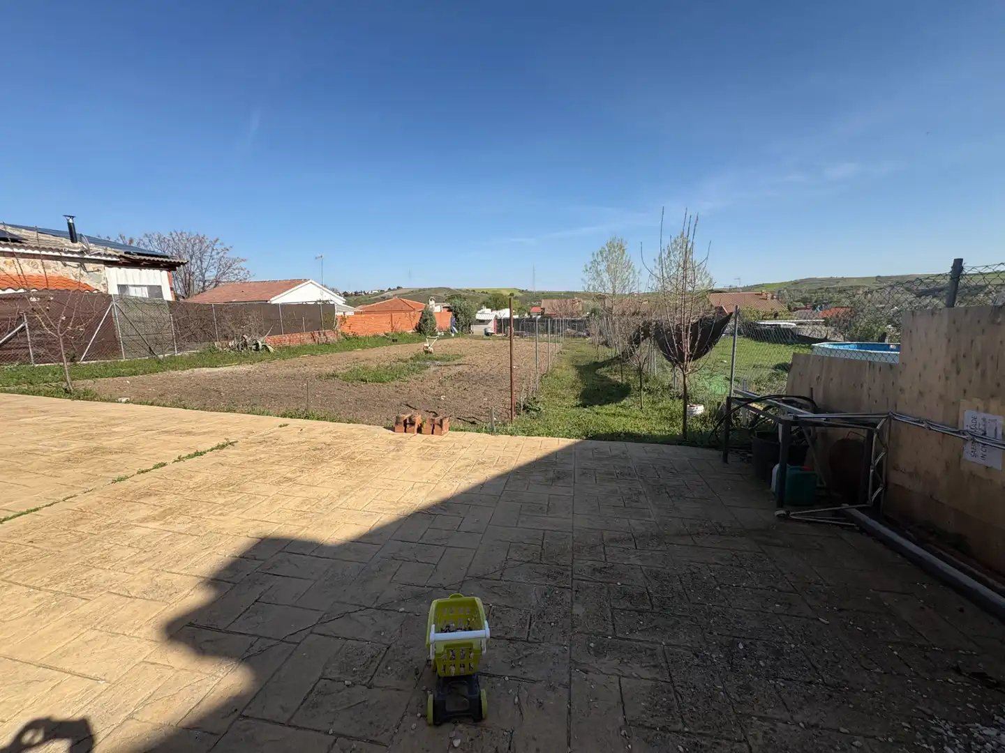 Houses for sale in El Viso de San Juan  with Air Conditioner, Private garden and Parquet flooring