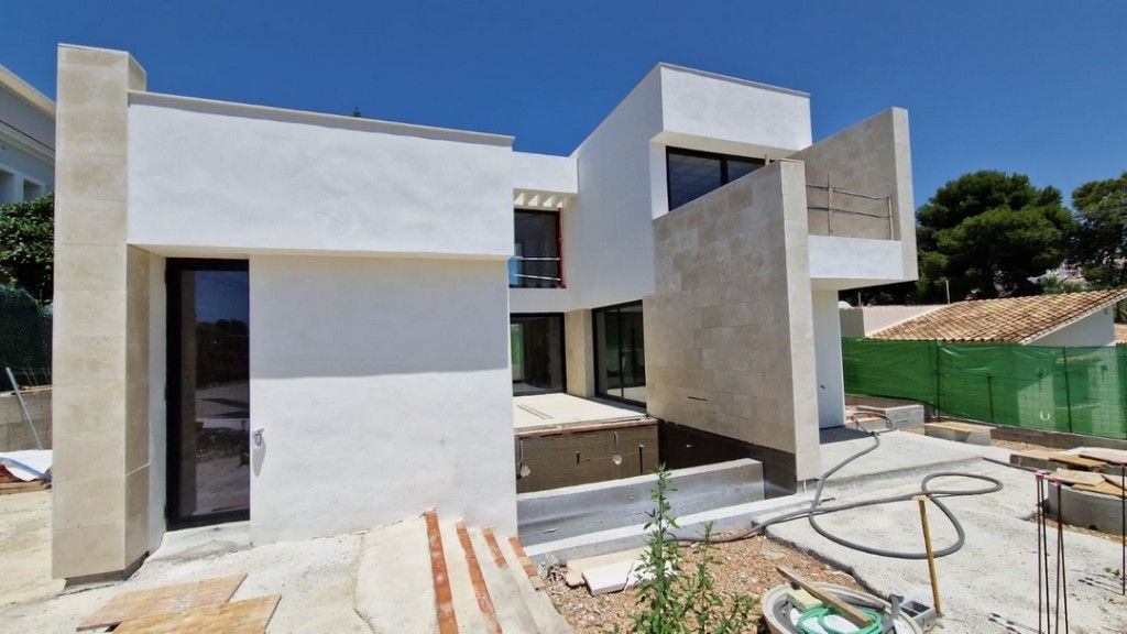 Exterior view of House or chalet for sale in Marbella  with Air Conditioner, Private garden and Terrace