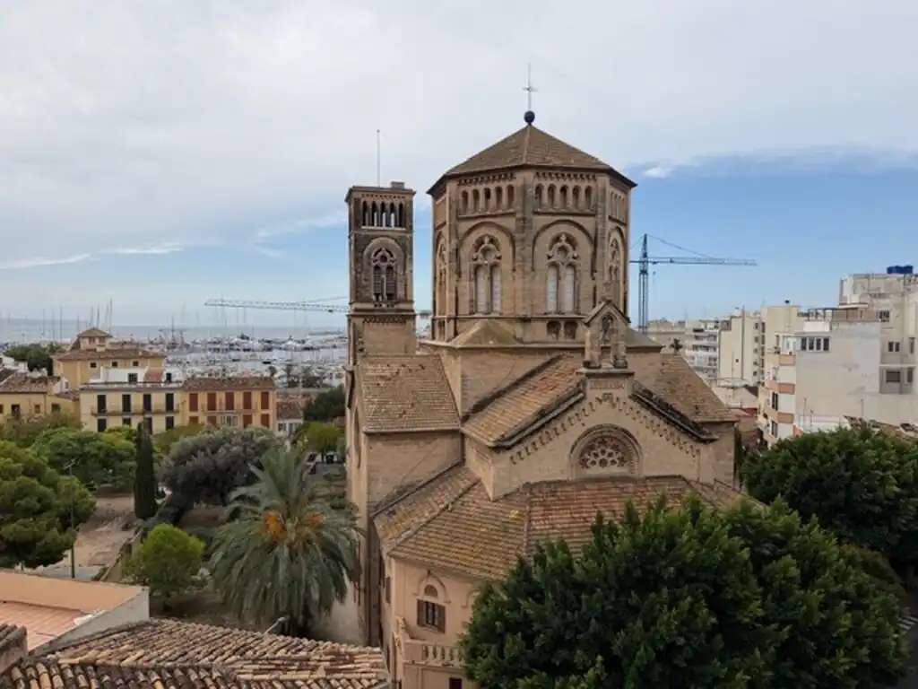 Apartments for rent in Santa Catalina