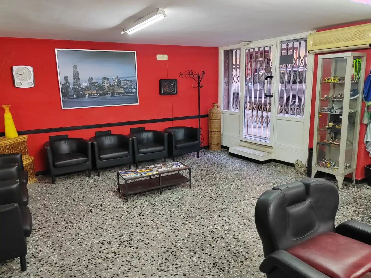 Business premises for sale in Nucli Antic, imagen 2