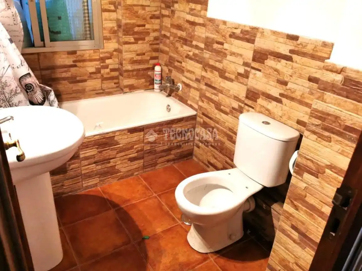Baño de Piso en venta en Móstoles con Calefacción y Terraza