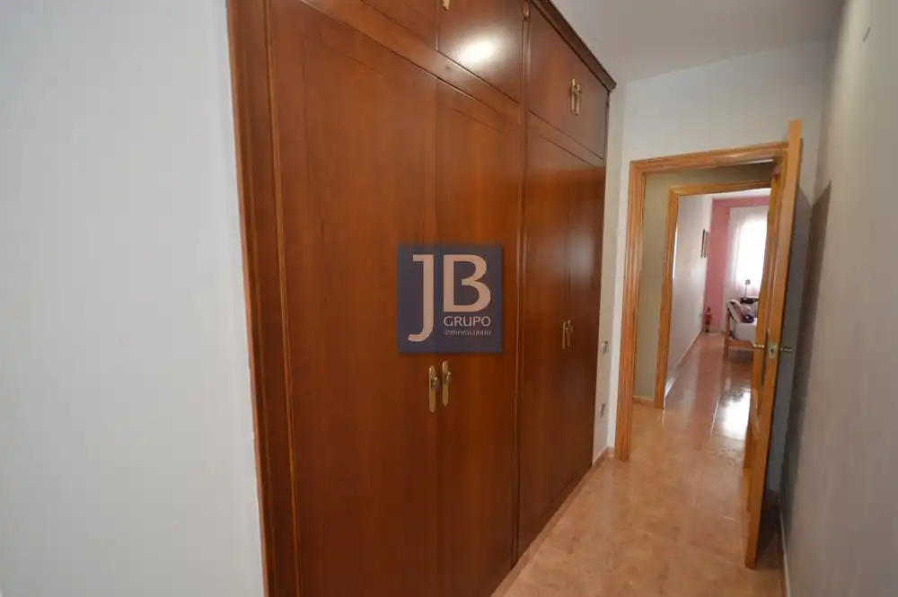 Piso en venta en La Llosa de Ranes con Aire acondicionado, Horno y Balcón