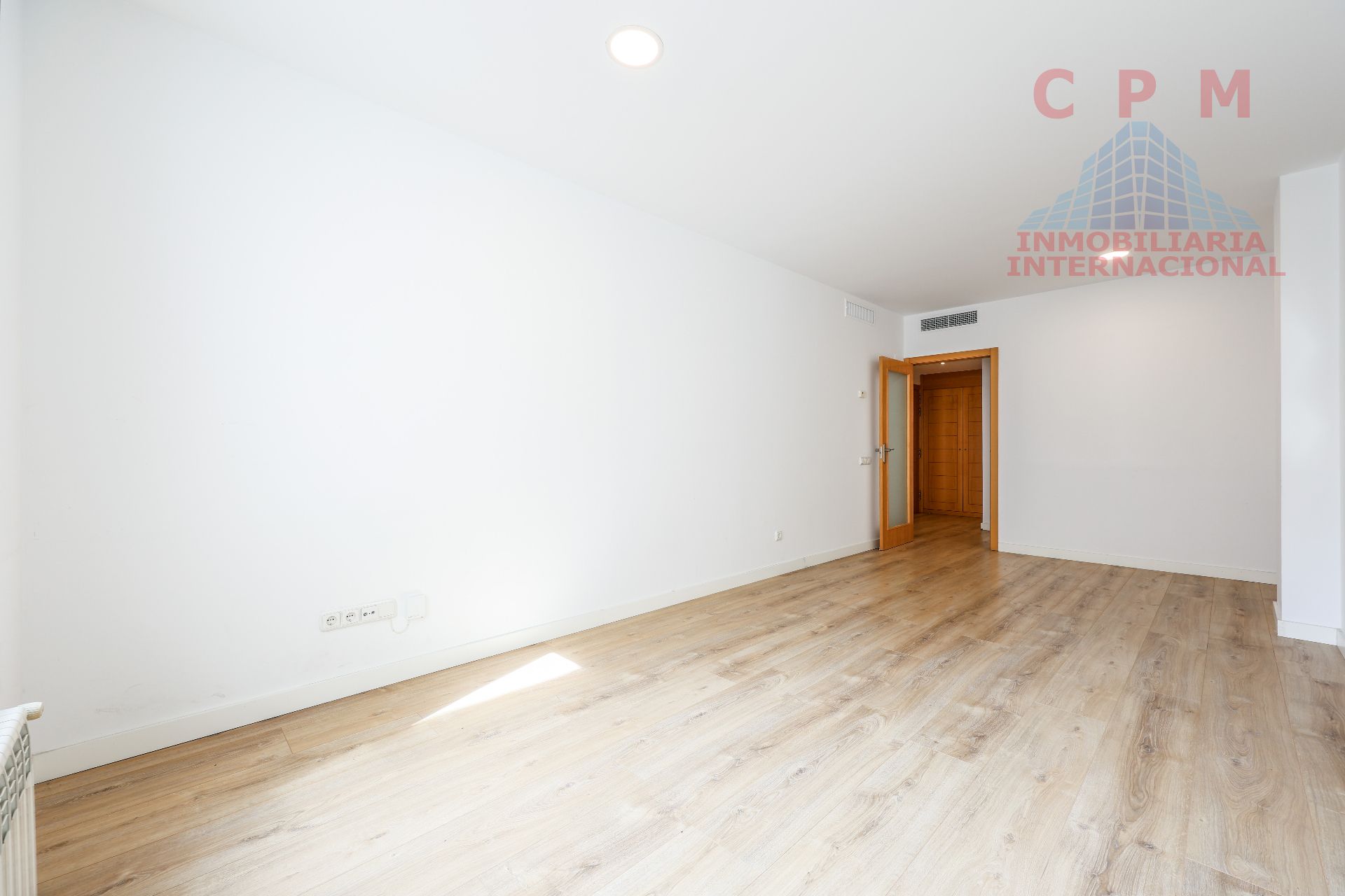 Bedroom of Flat to rent in  Madrid Capital  with Air Conditioner, Heating and Parquet flooring