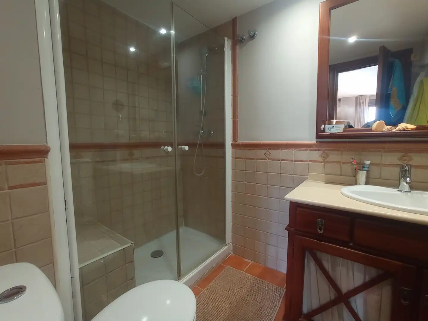 Bathroom of Flat for sale in Fuengirola  with Air Conditioner, Terrace and Storage room