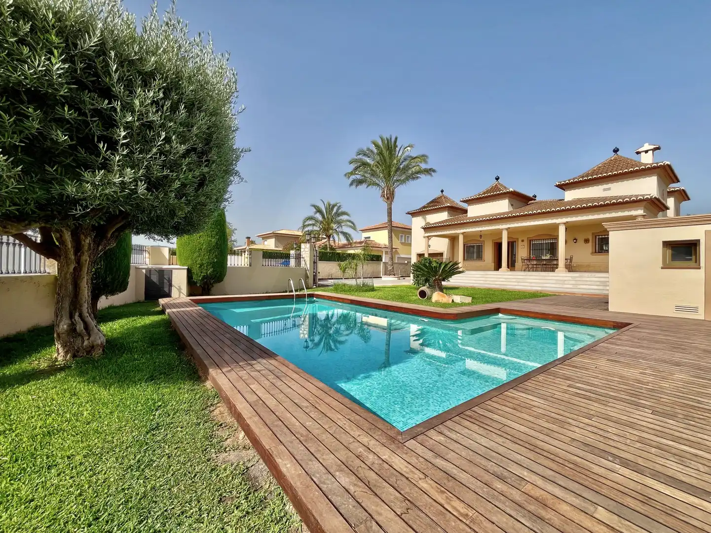 Casa con piscina in vendita a Beniarbeig