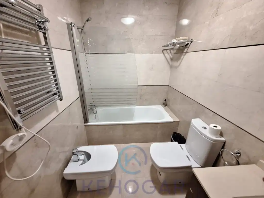 Bathroom of Flat for sale in Dos Hermanas