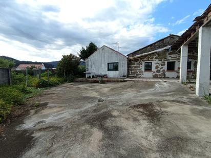 Vista exterior de Casa o xalet en venda en Pontevedra Capital  amb Terrassa