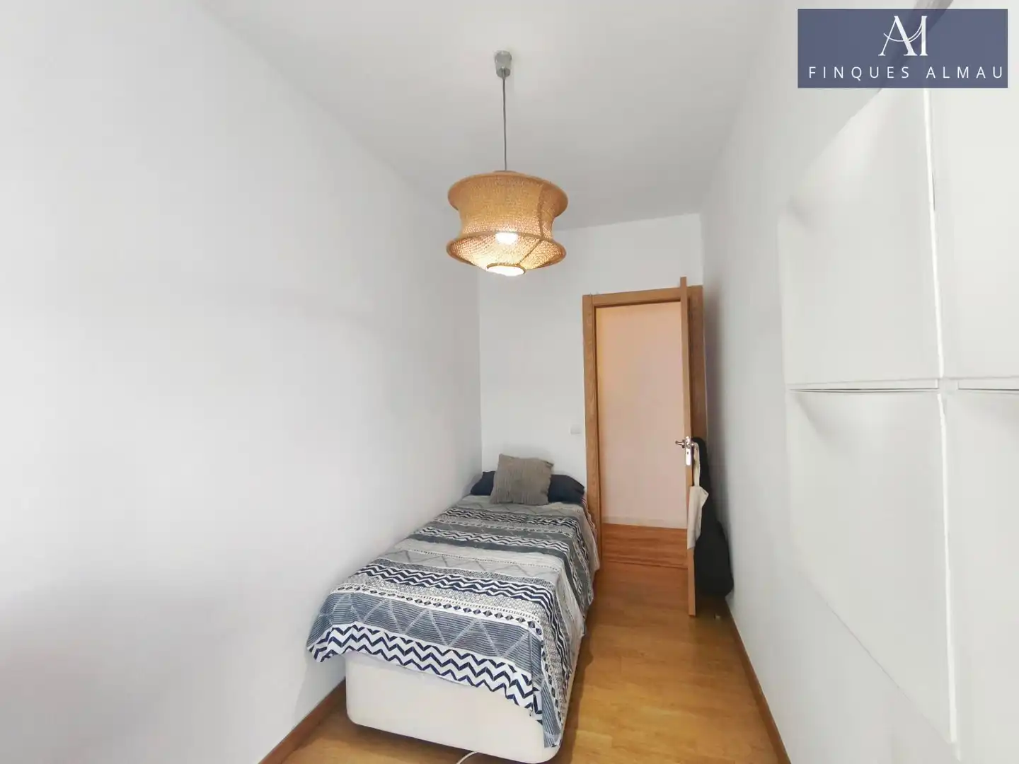 Schlafzimmer von Wohnung zum Verkauf in Sitges mit Klimaanlage, Parkett und Terrasse