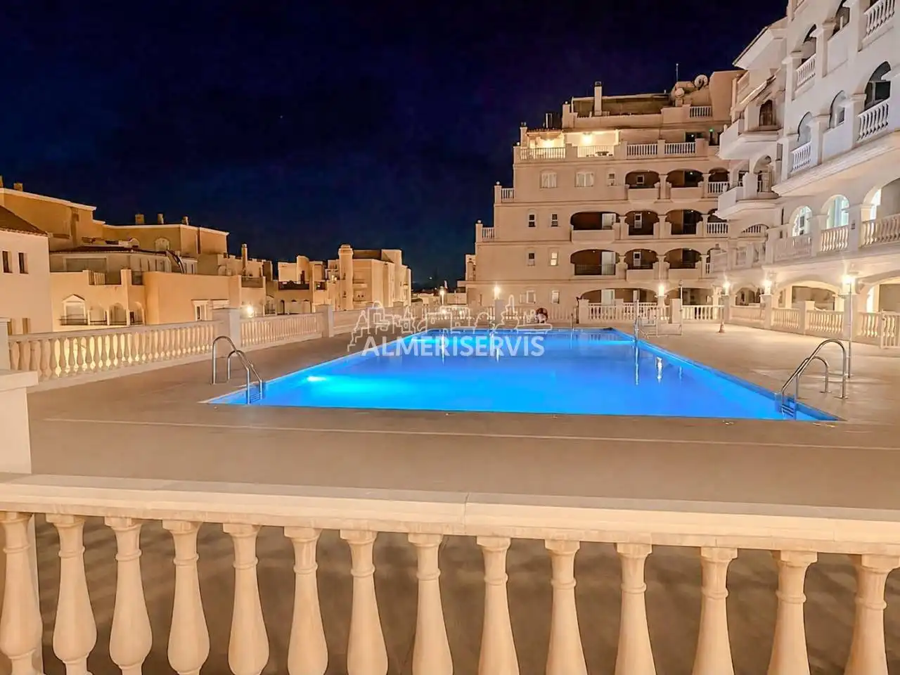 Wohnung mit Pool zum Verkauf in Calle Arquitecto Julián Laguna