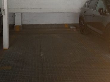 Einzelparkplatz zur Miete in Rambla de Ferran