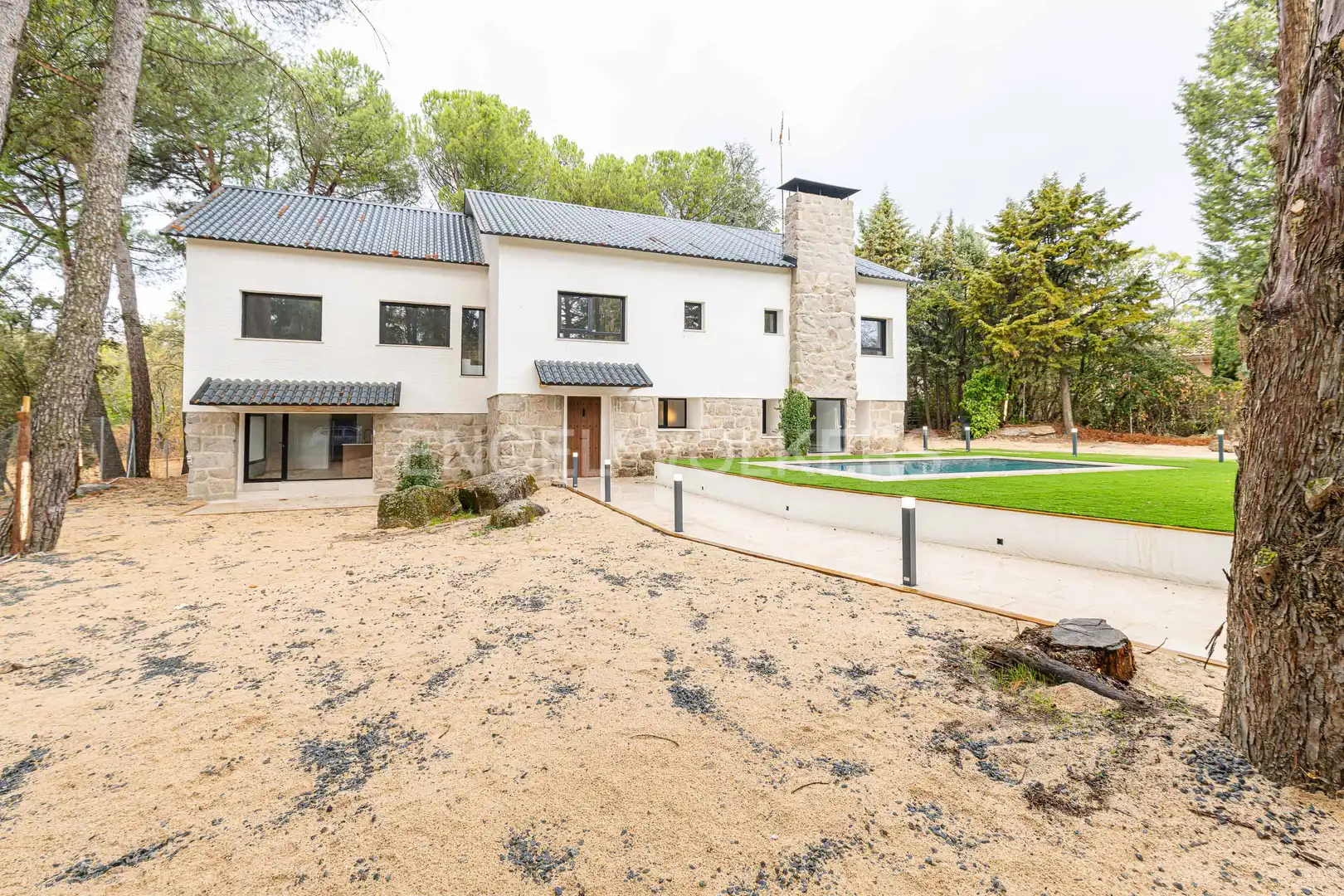 Vista exterior de Casa o xalet en venda en Alpedrete amb Calefacció, Jardí privat i Terrassa