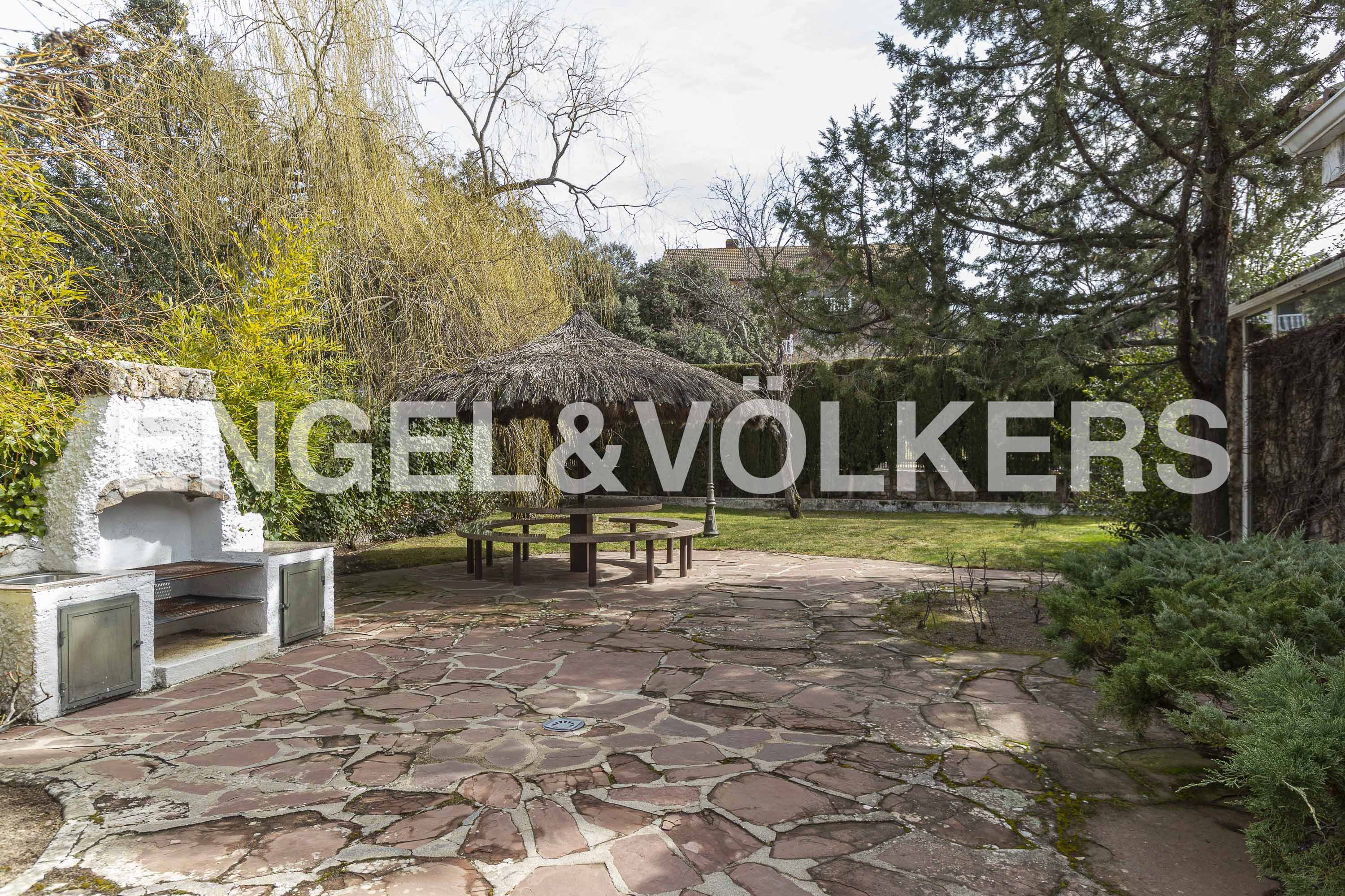 Casa o xalet en venda en Collado Villalba amb Calefacció, Jardí privat i Traster