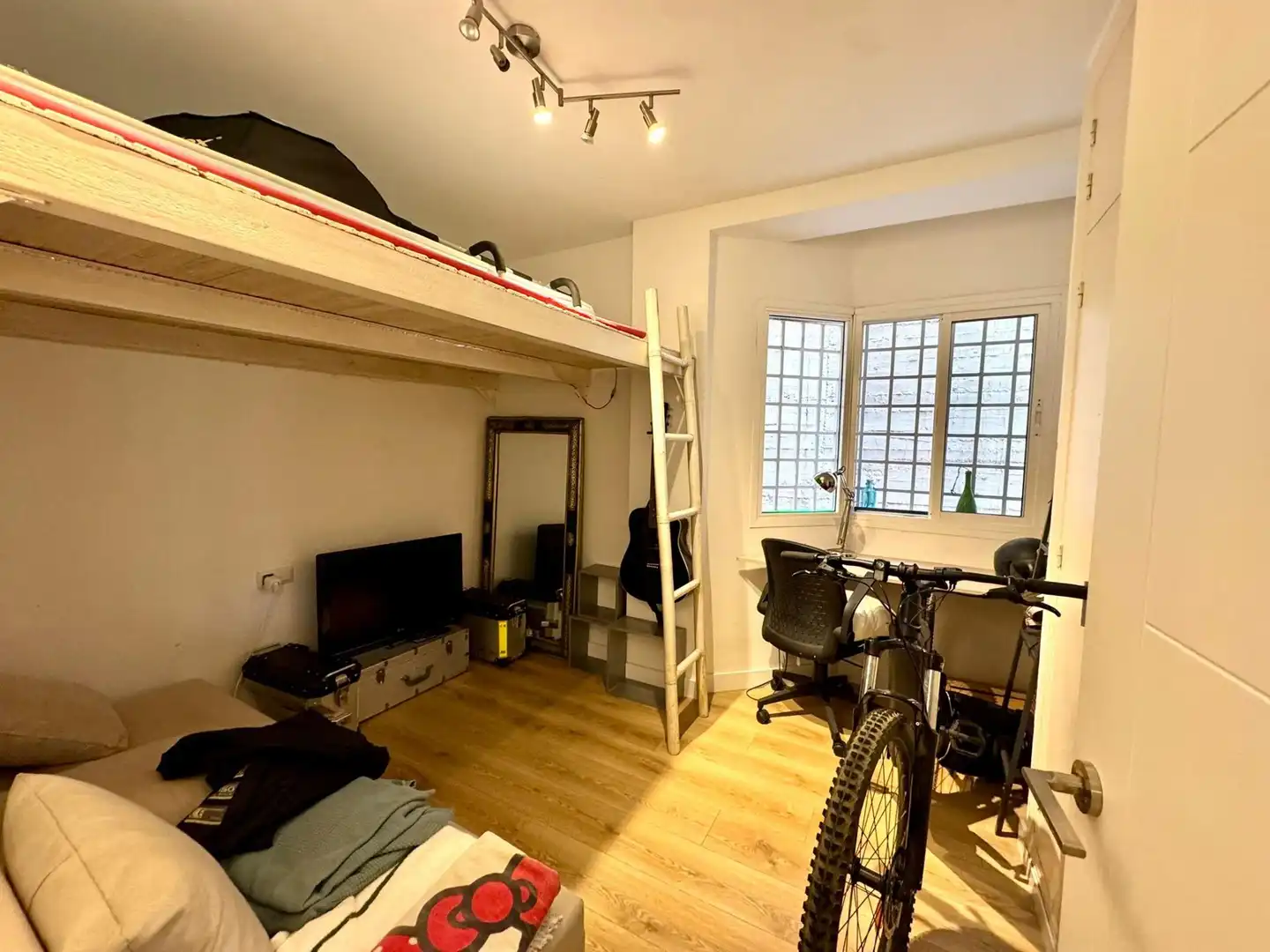 Habitación de Piso en venta en Málaga con Aire acondicionado, Calefacción y Terraza