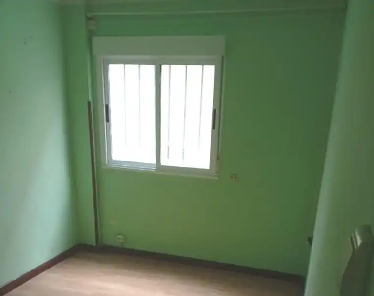 Schlafzimmer von Erdgeschoss zum Verkauf in Avilés