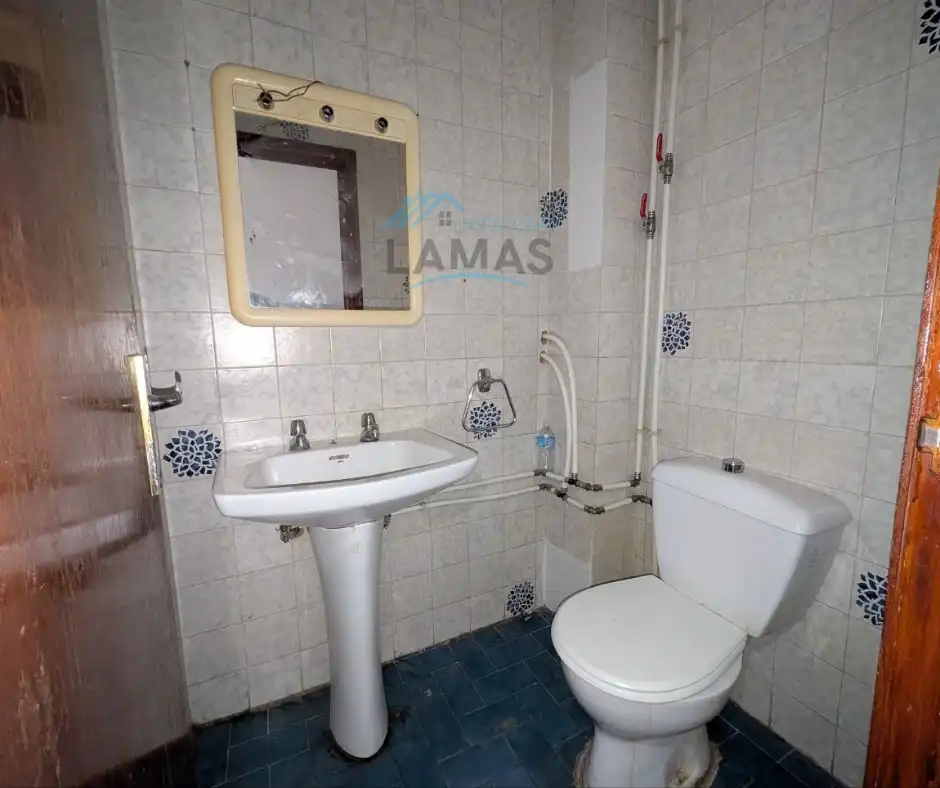 Bathroom of Flat for sale in Navalmoral de la Mata  with Terrace