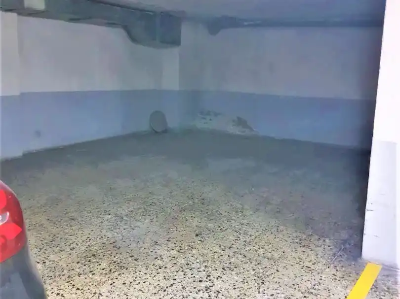 Garaje en venta en Os Mallos