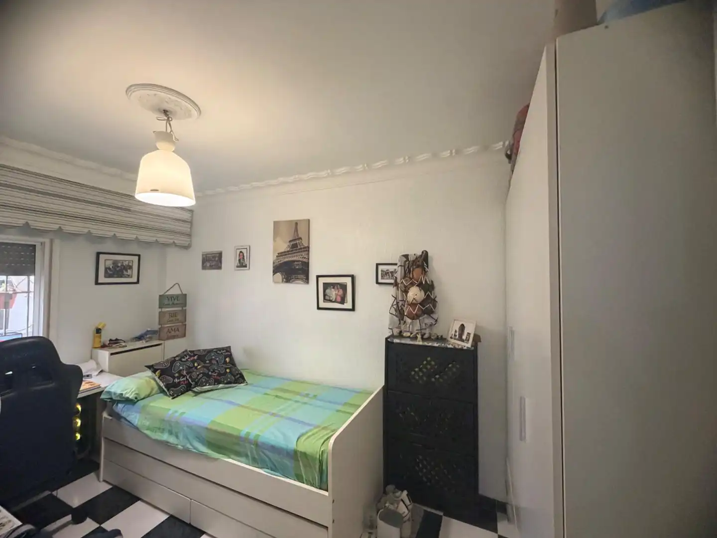 Habitación de Planta baja en venta en Huelva con Amueblado