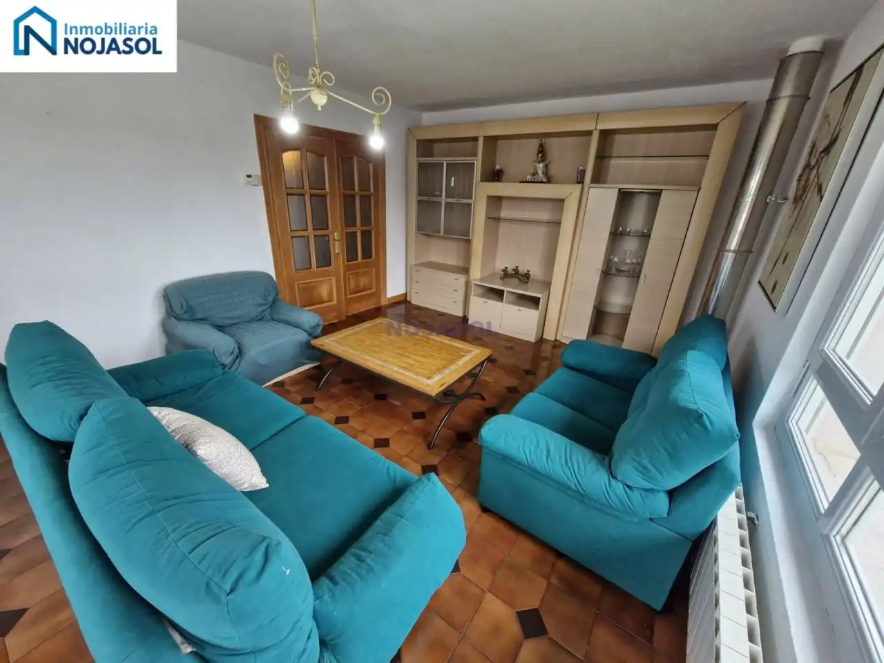 Sala d'estar de Casa o xalet en venda en Bareyo amb Calefacció, Jardí privat i Terrassa