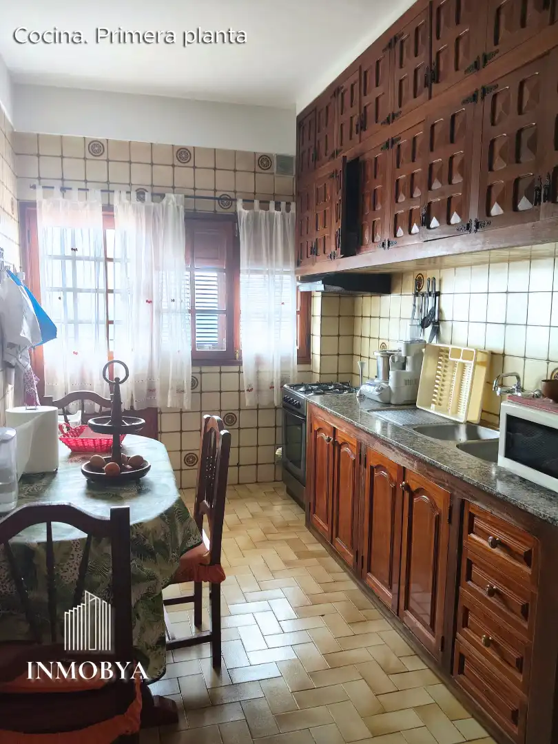 Cuina de Casa o xalet en venda en Tacoronte amb Jardí privat, Terrassa i Moblat