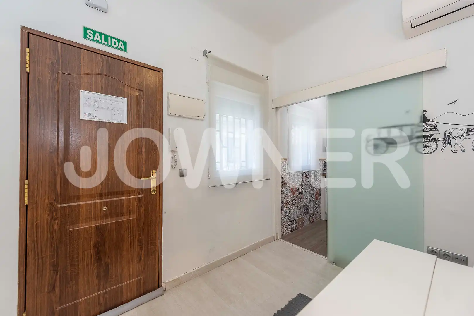 Flat for rent in Madrid  with Air Conditioner, Heating and Furnished