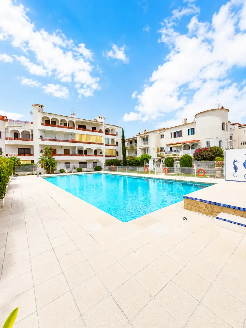 Piscina de Apartamento en venta en Empuriabrava con Aire acondicionado, Calefacción y Terraza
