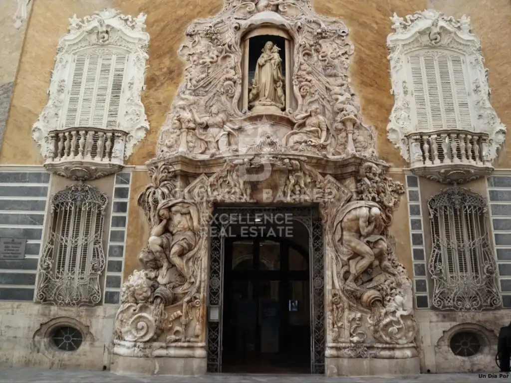 Außenansicht von Erdgeschoss zum Verkauf in Valencia mit Klimaanlage, Terrasse und Ofen