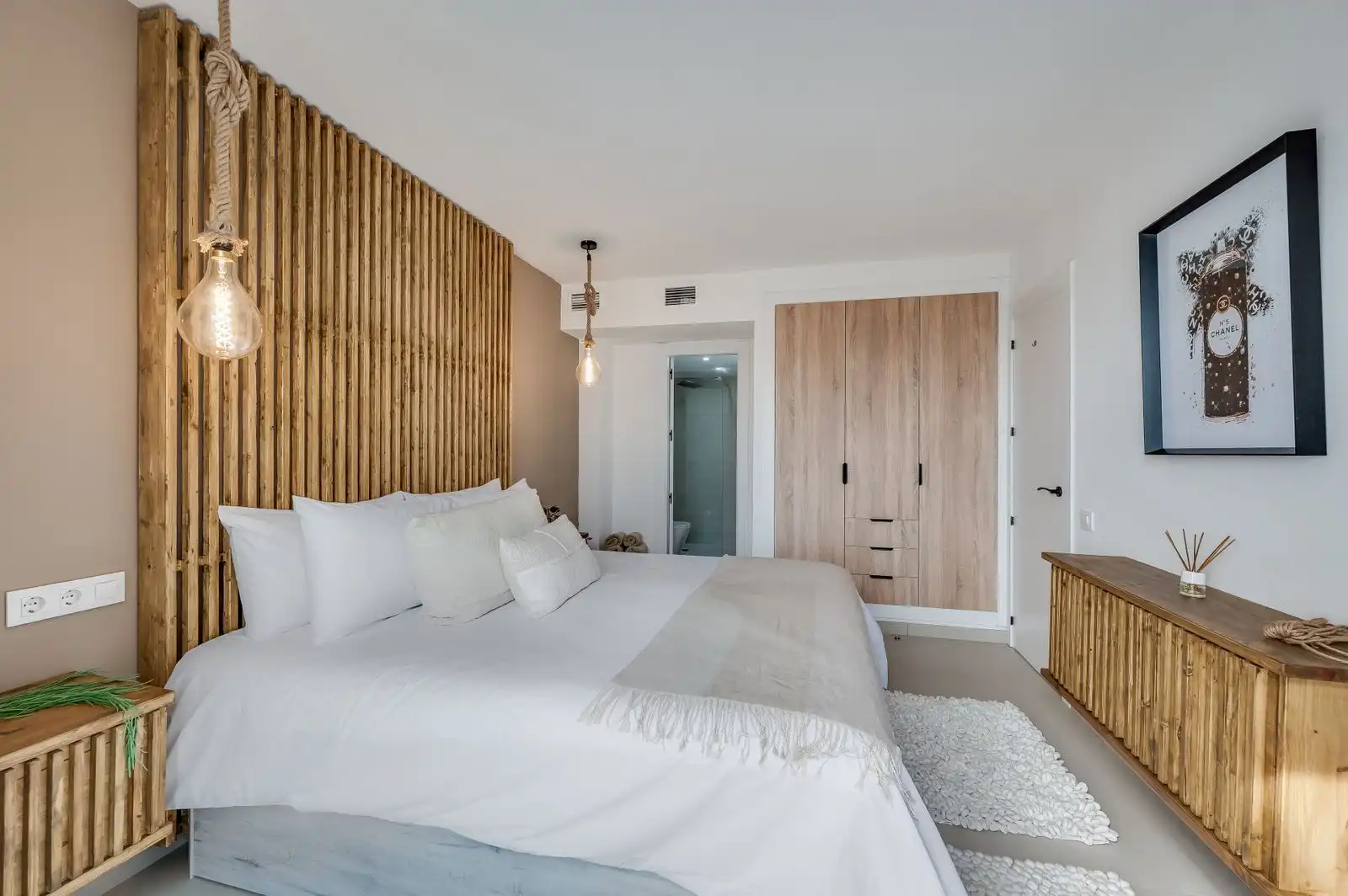 Dormitori de Apartament en venda en Marbella amb Terrassa, Traster i Moblat