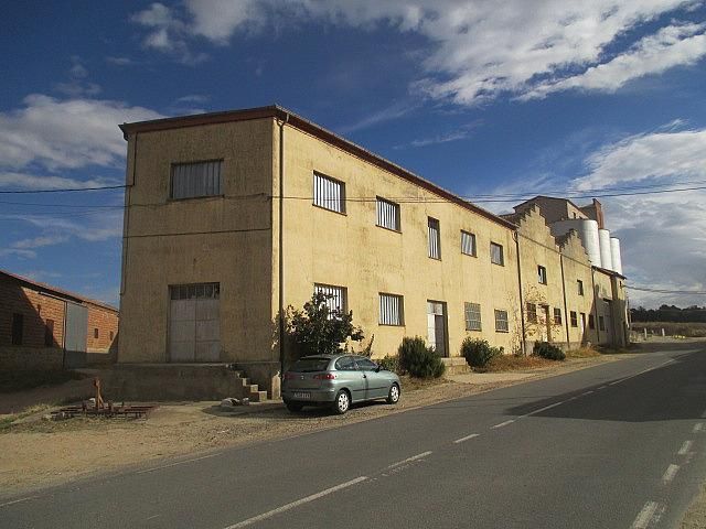 Exterior view of Industrial buildings for sale in Macotera