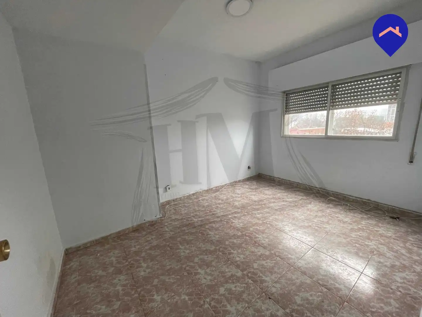 Habitación de Piso en venta en Madrid con Calefacción, Terraza y Balcón