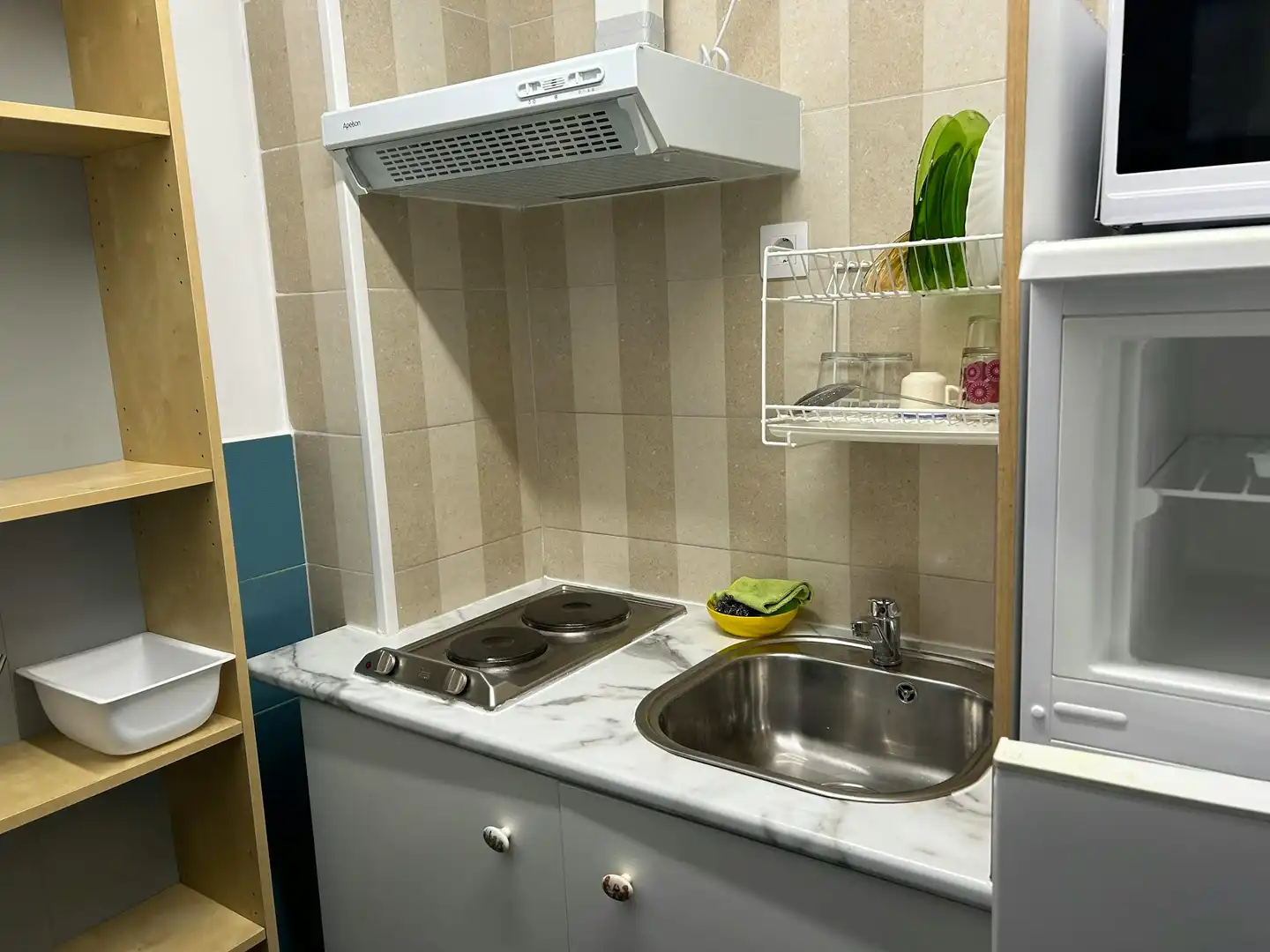 Cocina de Piso de alquiler en Barcelona con Aire acondicionado, Calefacción y Lavadora