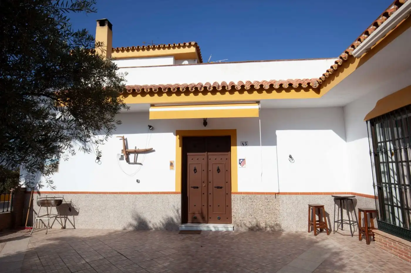 Vista exterior de Finca rústica en venda en Monda amb Jardí privat, Terrassa i Traster