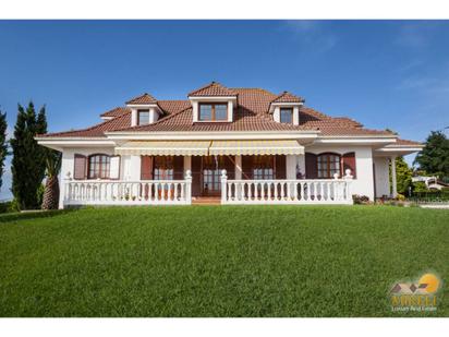 Exterior view of House or chalet for sale in Camargo  with Heating and Terrace