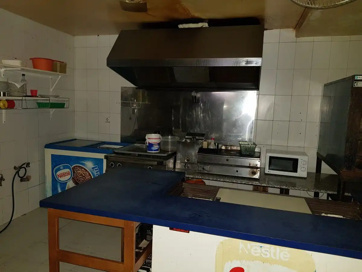 Cocina de Local en venta en Ponferrada con Aire acondicionado