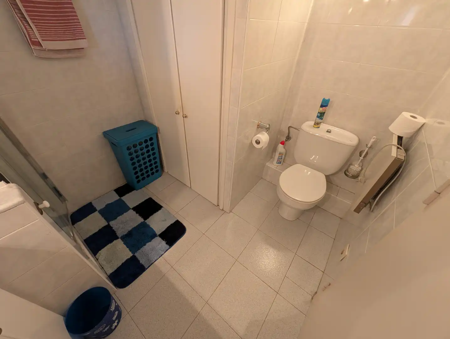 Badezimmer von Wohnungen zum Verkauf in Roses mit Klimaanlage, Terrasse und Möbliert