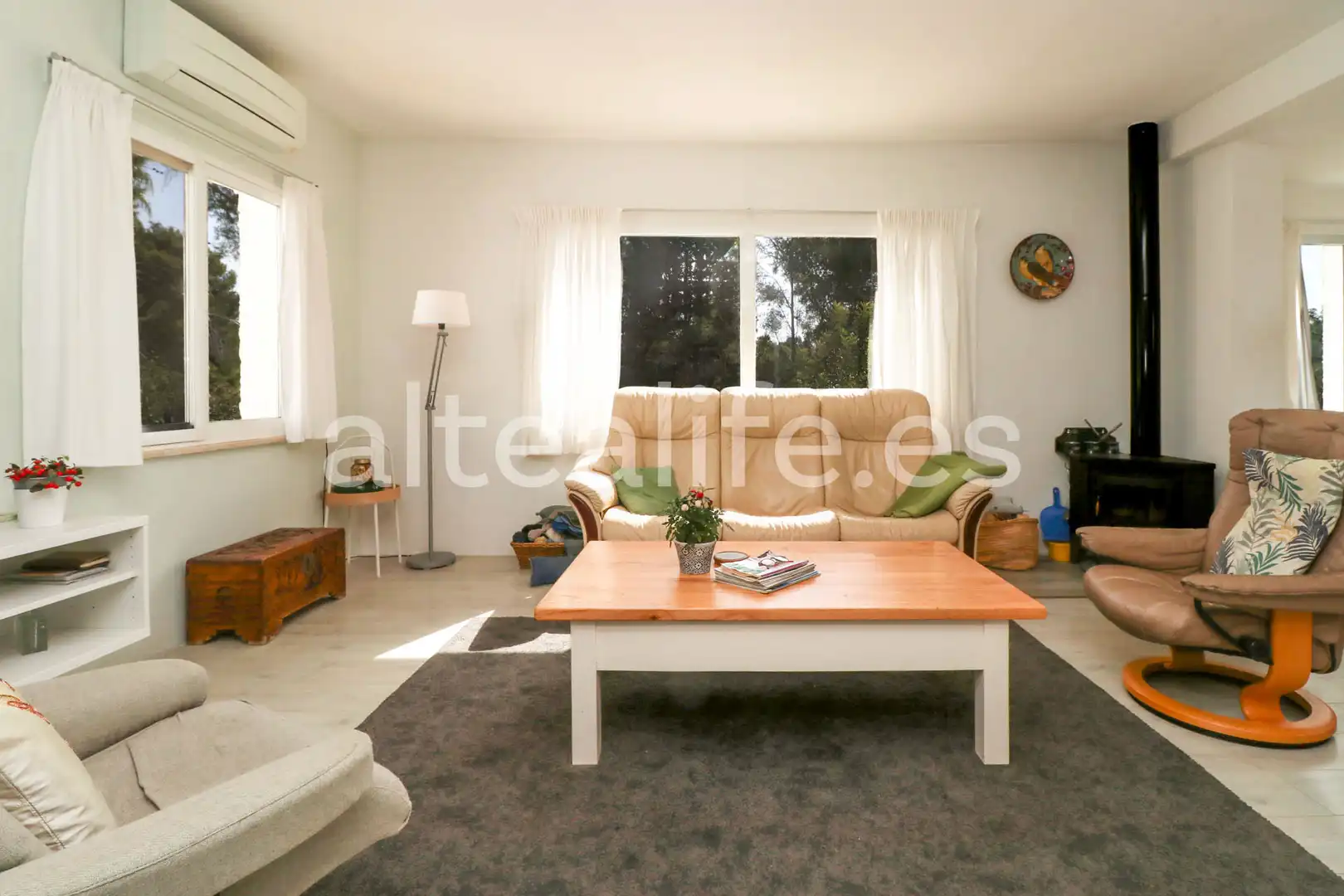Sala d'estar de Casa o xalet en venda en Altea amb Aire condicionat, Jardí privat i Terrassa