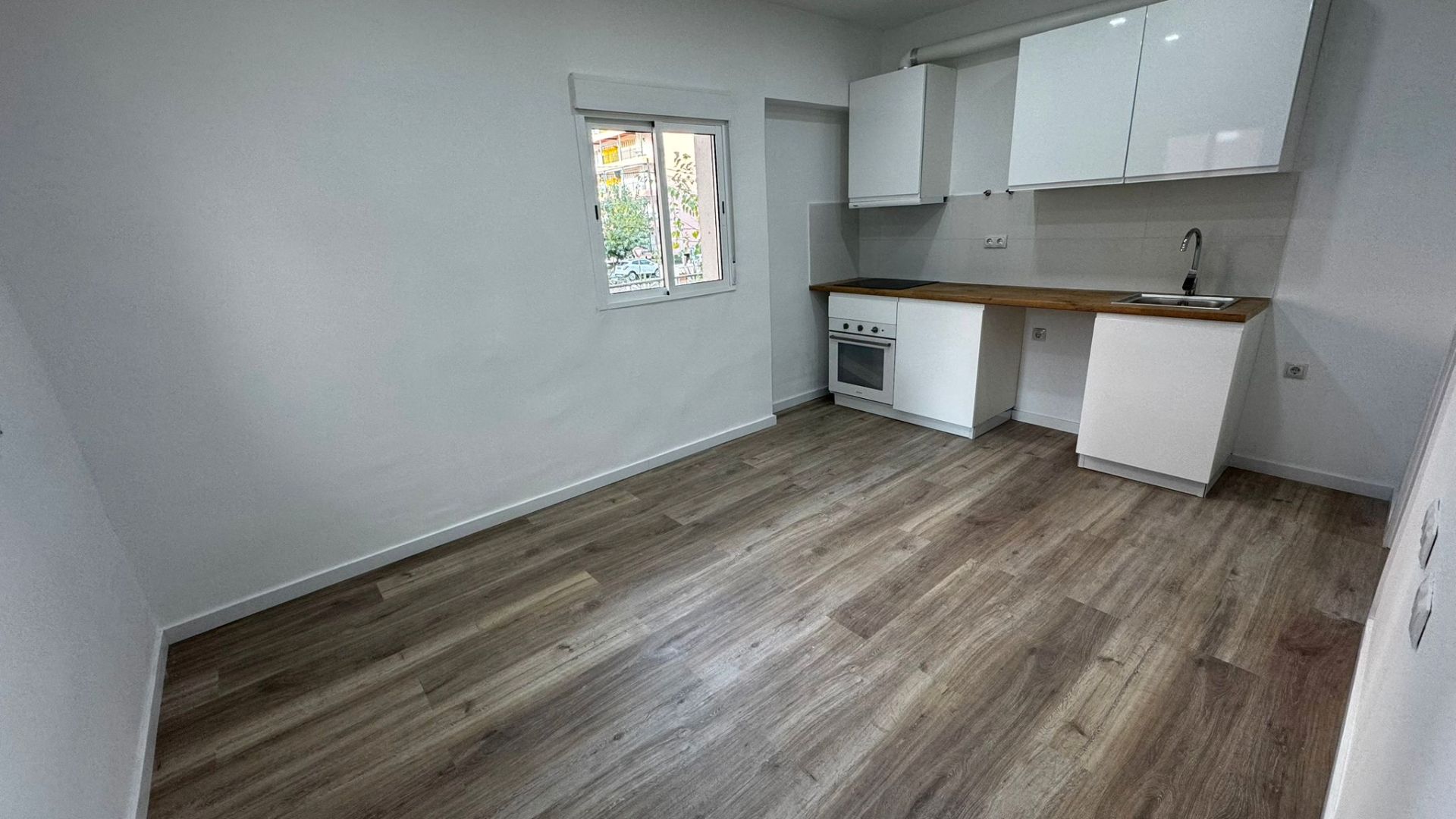 Kitchen of Flat for sale in Cunit