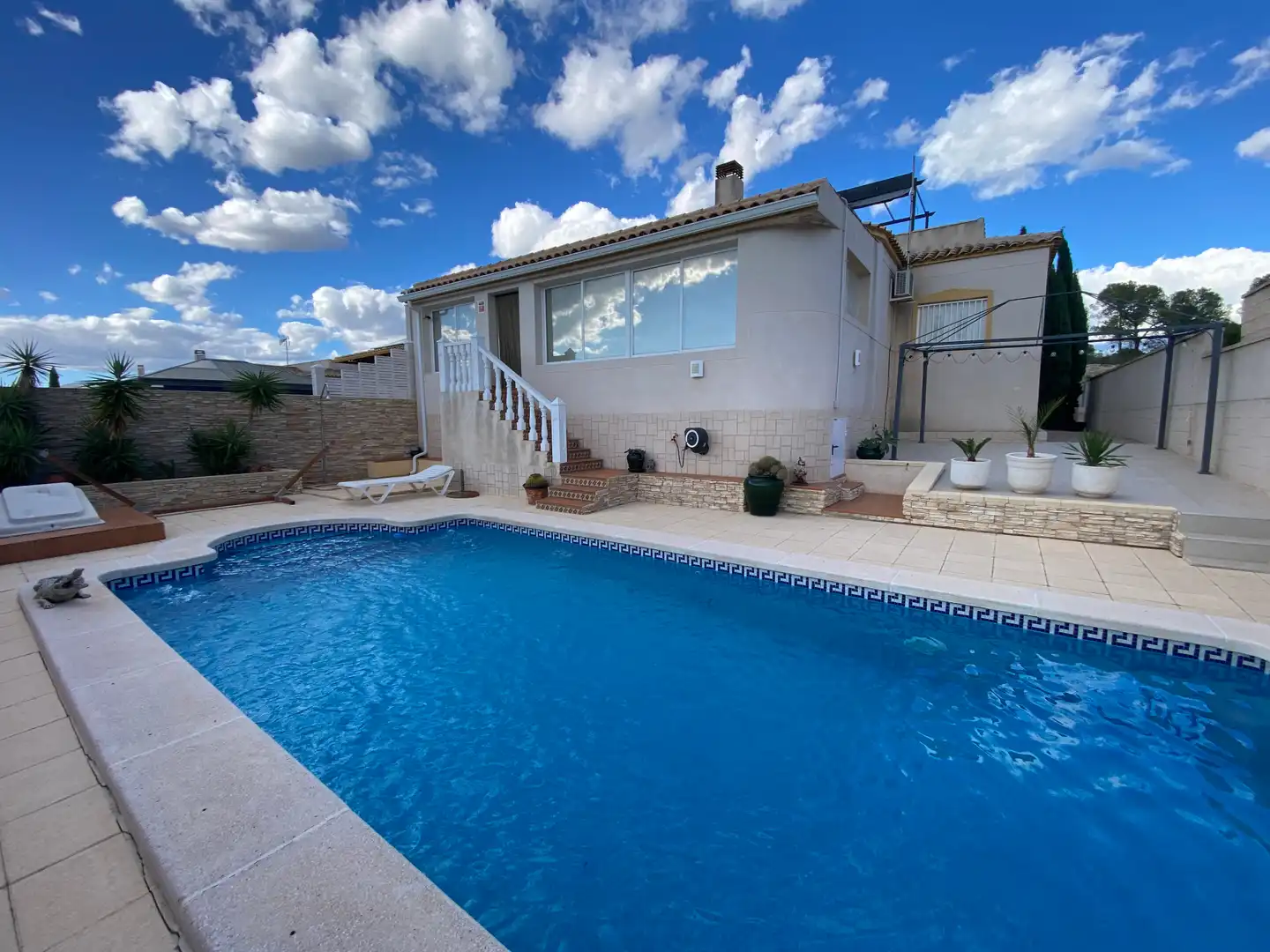 Piscina de Casa o chalet en venta en Castalla, Alicante