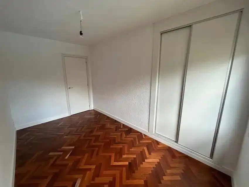 Dormitori de Pis en venda en Este