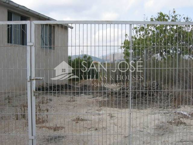 Nave industrial en Venta en San Juan