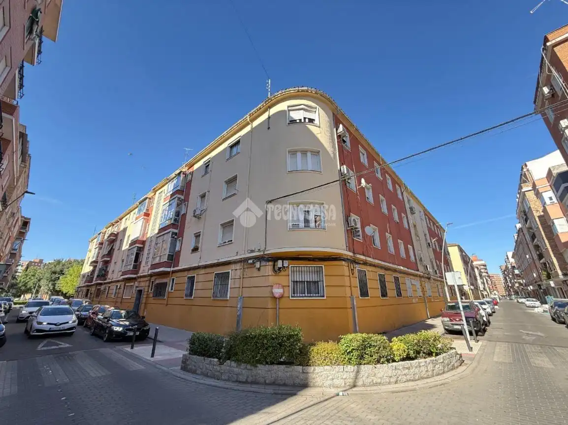Vista exterior de Piso en venta en Talavera de la Reina con Aire acondicionado, Calefacción y Amueblado