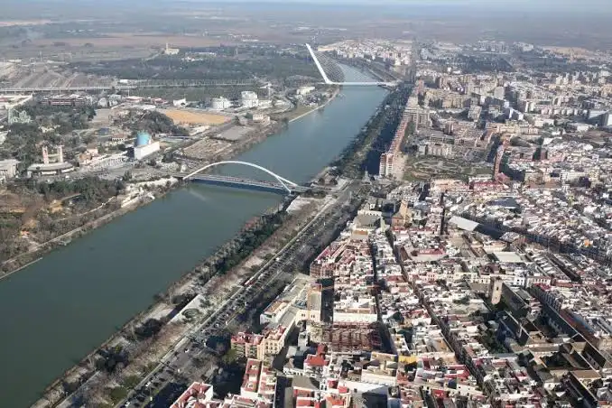 Misto residenziale in vendita a Séville Corrida