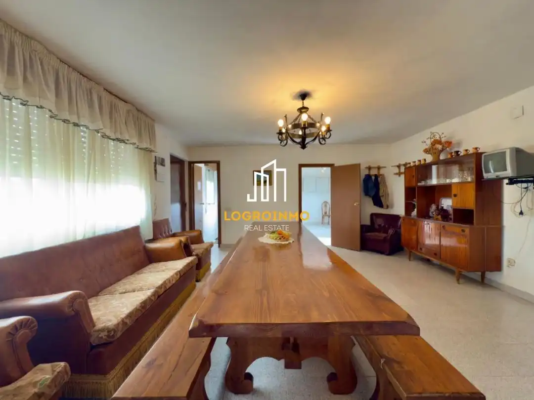 Sala d'estar de Terreny en venda en Villamediana de Iregua