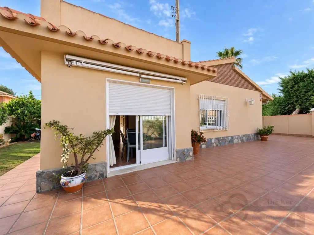 Vista exterior de Casa o xalet en venda en Cartagena