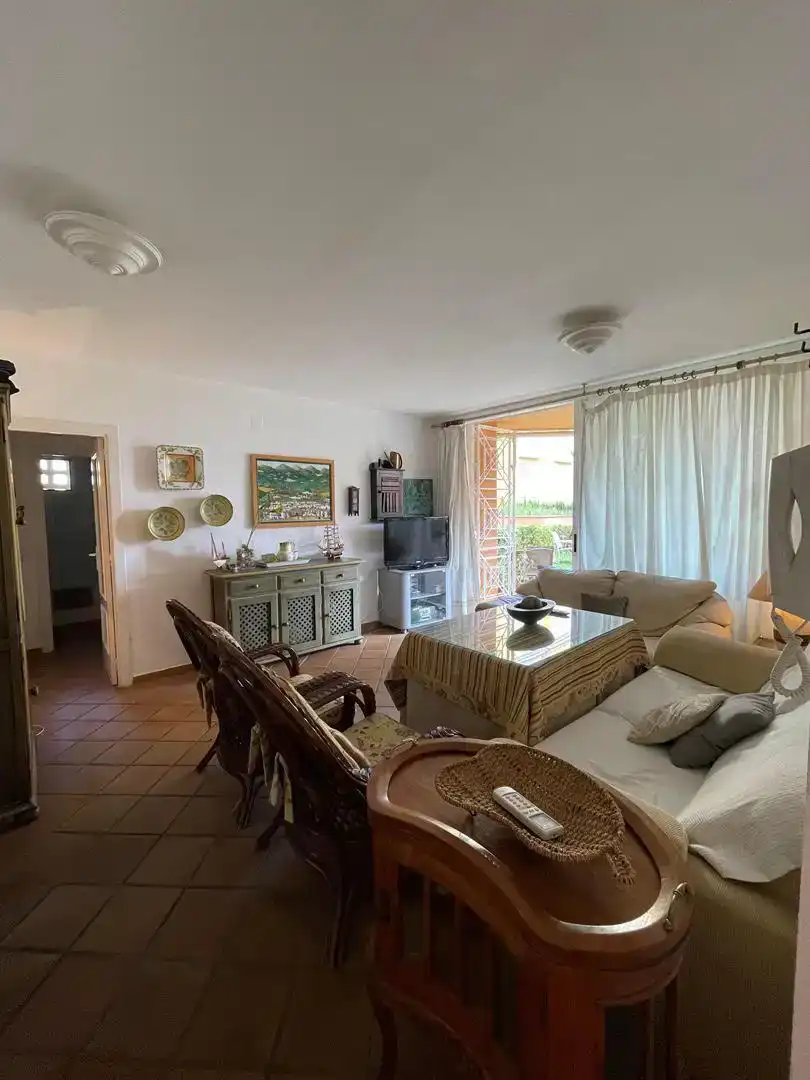 Wohnzimmer von Wohnung zur Miete in Islantilla mit Klimaanlage und Schwimmbad