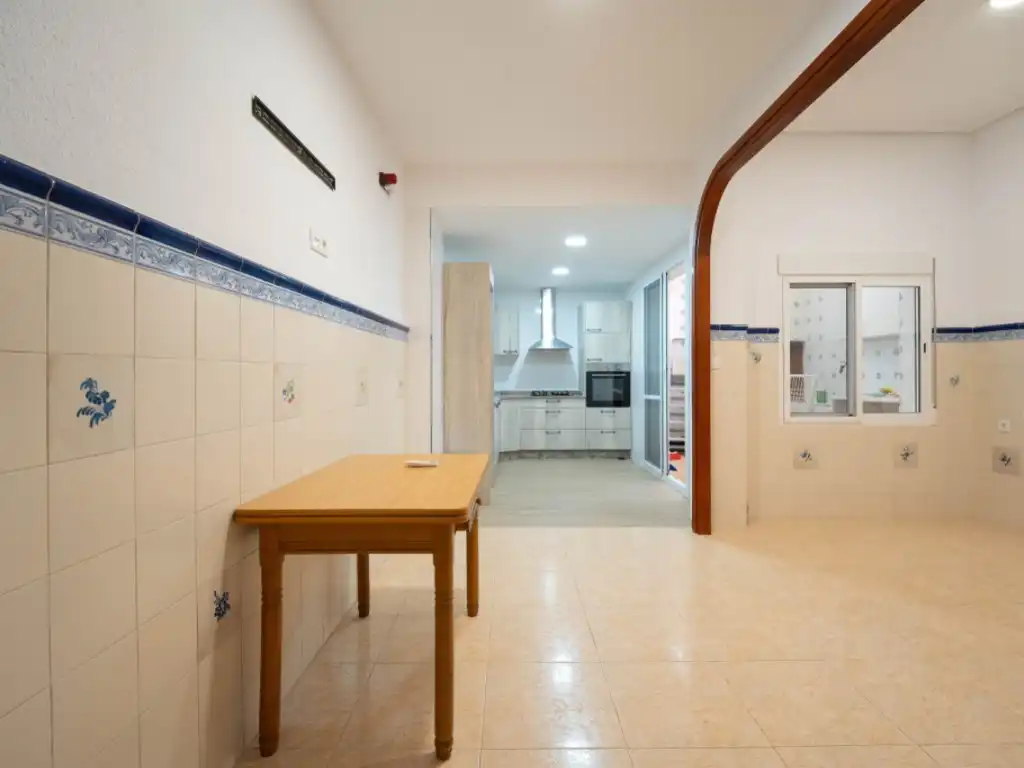 Cocina de Planta baja en venta en La Pobla de Vallbona con Aire acondicionado, Calefacción y Terraza